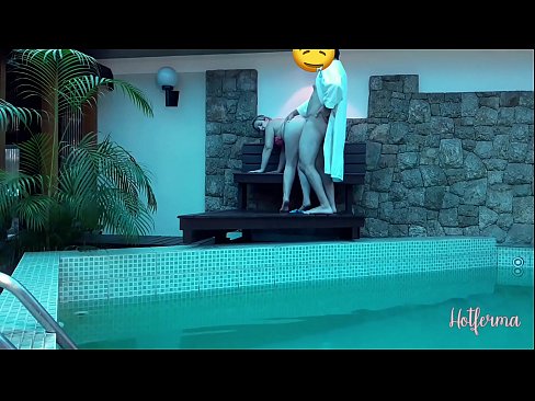 ❤️ Boss invitéiert Déngschtmeedchen an de Pool, mee konnt net engem waarm widderstoen ❤️ Pornovideo op lb.hentaizm.ru