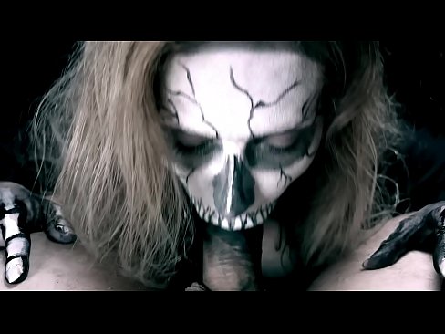 ❤️ Demone Meedchen saugt Hunn mat hirem schwaarze Mond a schléckt kum. ❤️ Pornovideo op lb.hentaizm.ru